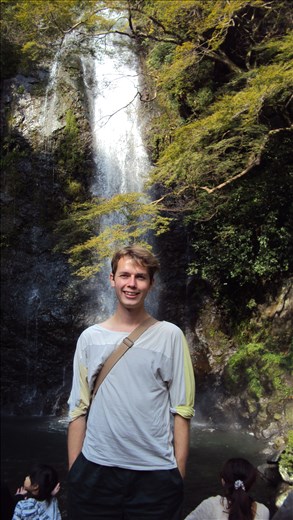 me in front of the minoo falls