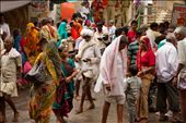 The pilgrims of Brahma temple in Pushkar: by alexofoto, Views[318]