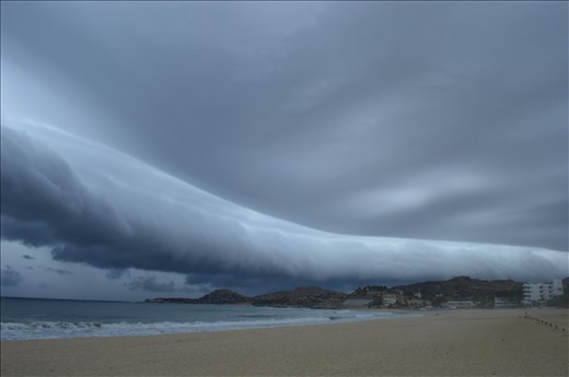 In our final days at Cabo, a storm amazed us with this cloud's spectacle. 