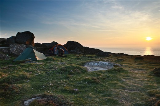Last month, me and a good friend spent a few days backpacking along the Pembrokeshire coast national park. After a 10+ mile walk on our first day, we pitched our tents on St Davids head. This is the most westernly tip of the country, and is steaped in geological, and archeological significance.