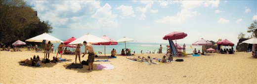 i took this photo from padang padang beach in Bali, Indonesia. with many activity on the beach sunbathing, swimming, playing, everything at once.