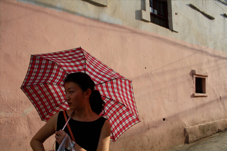 Young Chinese woman in Kunming, Yunnan Province