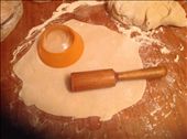 Roll out the dough and make circles: by almirante, Views[267]