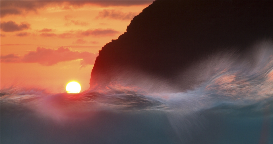 Sun riding the wave...