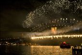Sydney celebrates New Year’s Eve by lighting the sky at midnight.: by amyc, Views[275]