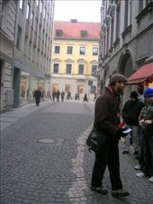 look at the gold line _ its a war monument to the traitors of hitlers regime who where shot: by anabobana, Views[401]