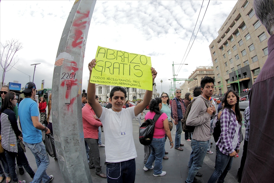 Small gestures of affect on a city were life goes by pretty fast