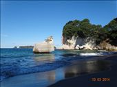 Cathedral Cave Beach em Tairua: by andreamxavier, Views[288]