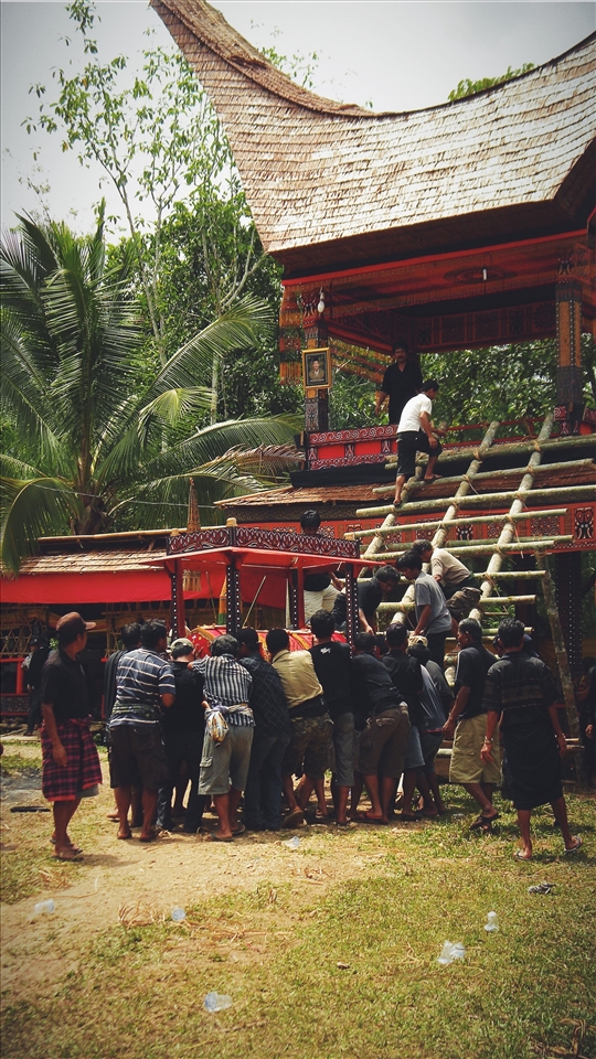 Day 2 - incredible rituals at a local funeral 