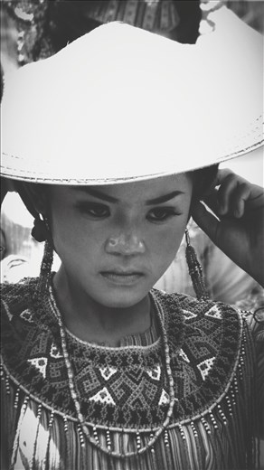There was so much beauty in her absent look, leading the procession