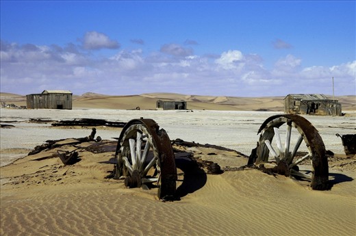 To get equipment and supplies into the Namib desert, diamond miners used wagons. Villages, now abandoned, sprung up all over the desert and today still look much the same as they did over 60 years ago.