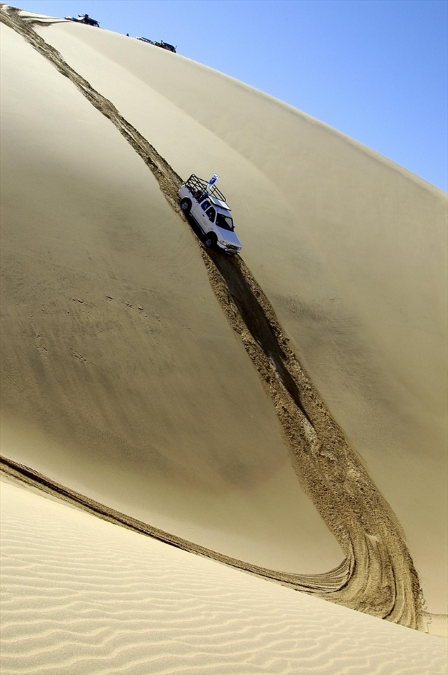 Getting to many of the abadoned diamond mining villages means tackling some of the highest dunes in the world. It's not for the fainthearted. 