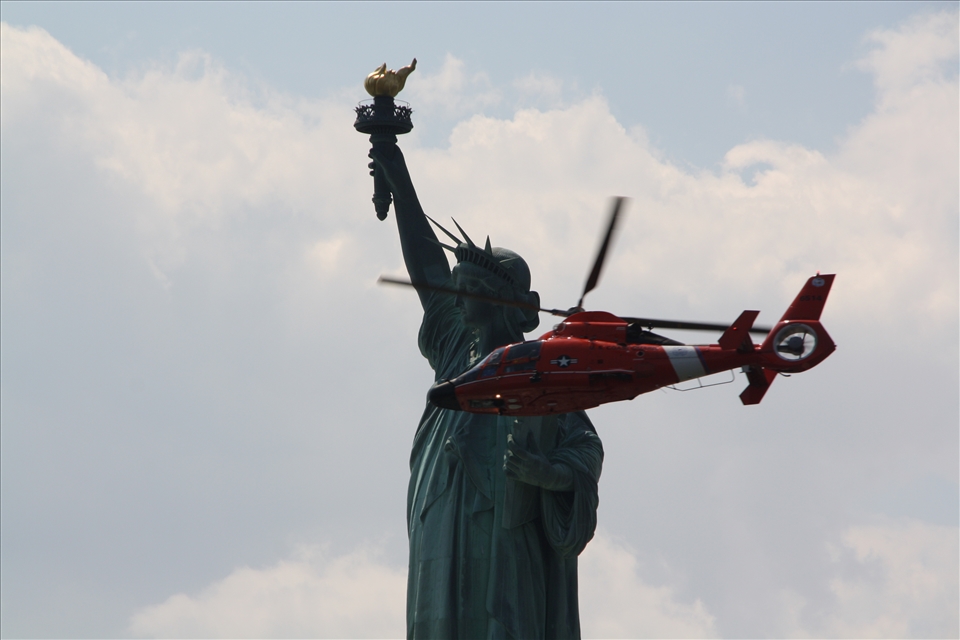 New York Flying Skies