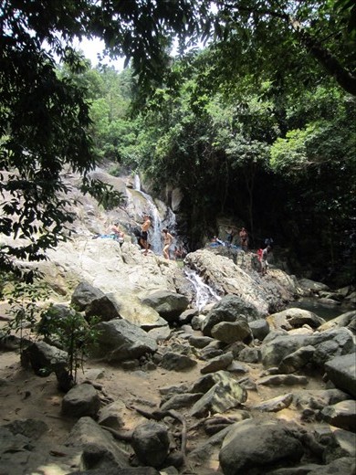 Our destination:  Na Muang waterfall.