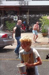 Seriously, stay home or out of Thailand if you want to stay dry this weekend.: by anealis314, Views[332]