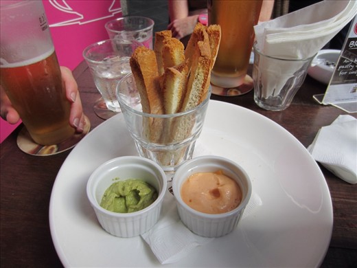 We ordered this snack because it had guacamole.  Not at all like Texas guac though.  I think they just added green food coloring to the other dip.