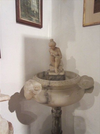 Wash bin.  Everything in the house was culturally Chinese.  Then, this random, seemingly Western piece.