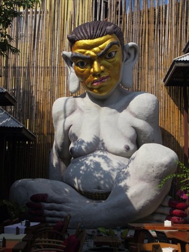 This is practically the first thing in Bangkok after our overnight bus from Chiang Mai.  