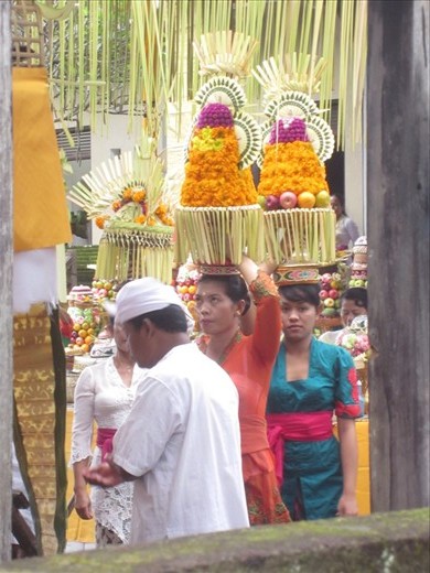The temple near my homestay had a celebration almost every night. 