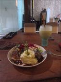 Tuna steak and mango shake at Klear Kafe.  This restaurant was awesome.: by anealis314, Views[208]