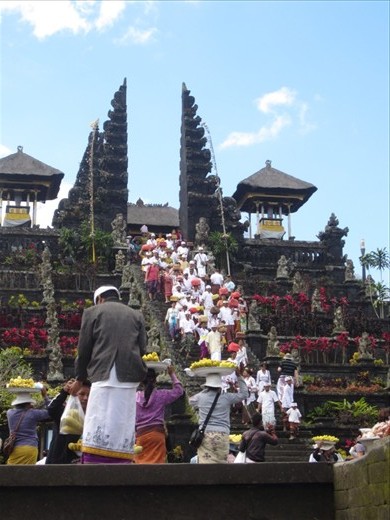 Of all the temples I visited, this is my favorite.  It is absolutely beautiful.  And the views from the temple are stunning.