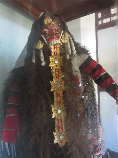 Hindu Balinese costumes