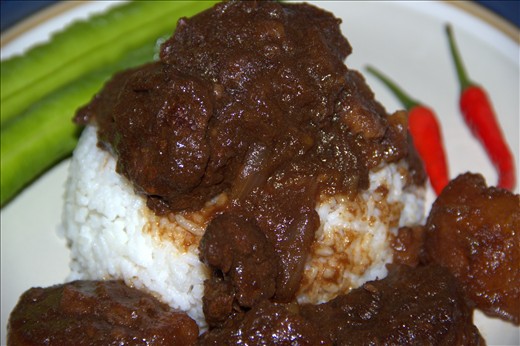 Beef Smore is best served over rice with a side of chilli padi for an extra kick