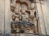 Statuary on the exterior wall of the largest Buddhist temple in Colombo: by anijensen, Views[415]