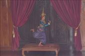 Cambodian apsara dancer, Siem Riep dinner theater: by anijensen, Views[368]