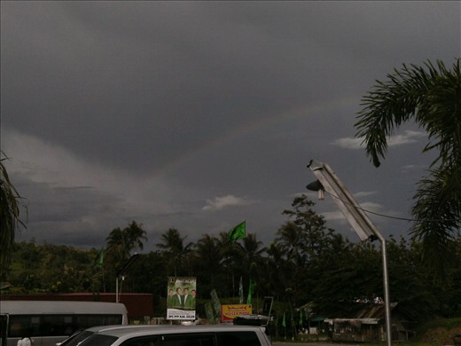 There's a rainbow in my West Sumatra journey. I'm so happy see this rainbow.