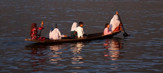 Kashmiri family's evening shikara ride 