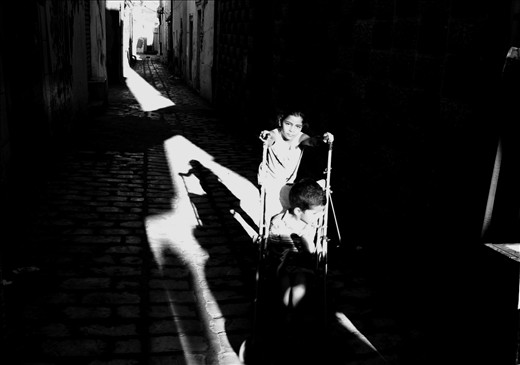 Napoli, sister and brother (2010)