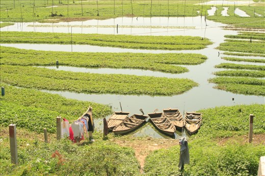 An easy commute to work after you finished the laundry