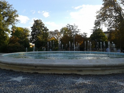 ...relaxing by the fountains... Gardens2