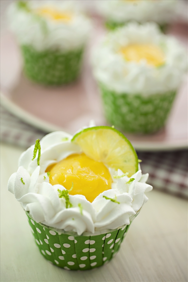 Lime Sunny Cupcakes