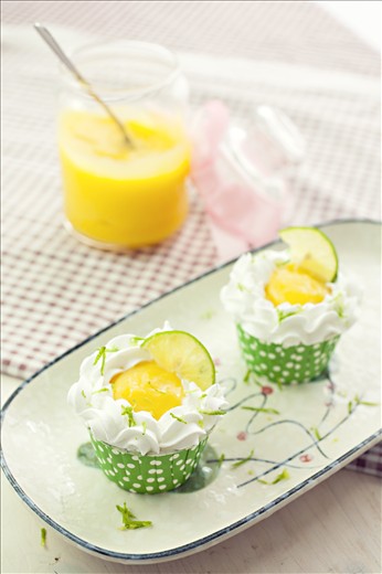 Lime Sunny Cupcakes