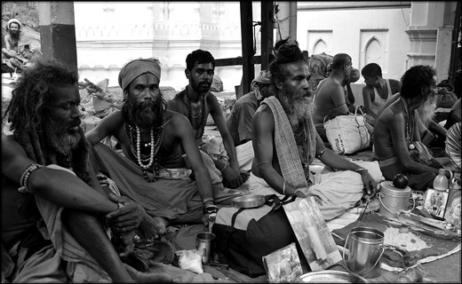 Experts in occult rituals and tantrik shaktism.
Round about 5000 sadhus and devotees come to visit the  Kamakhya temple during Ambubasi mela.