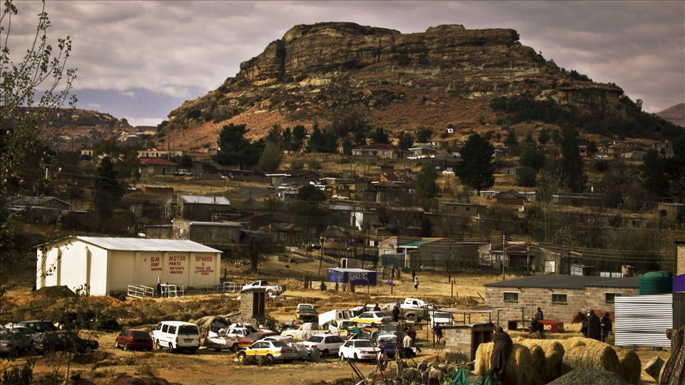 The town of Botha Bothe is a gateway of two countries worthy of Pieter Bruegel's brush.