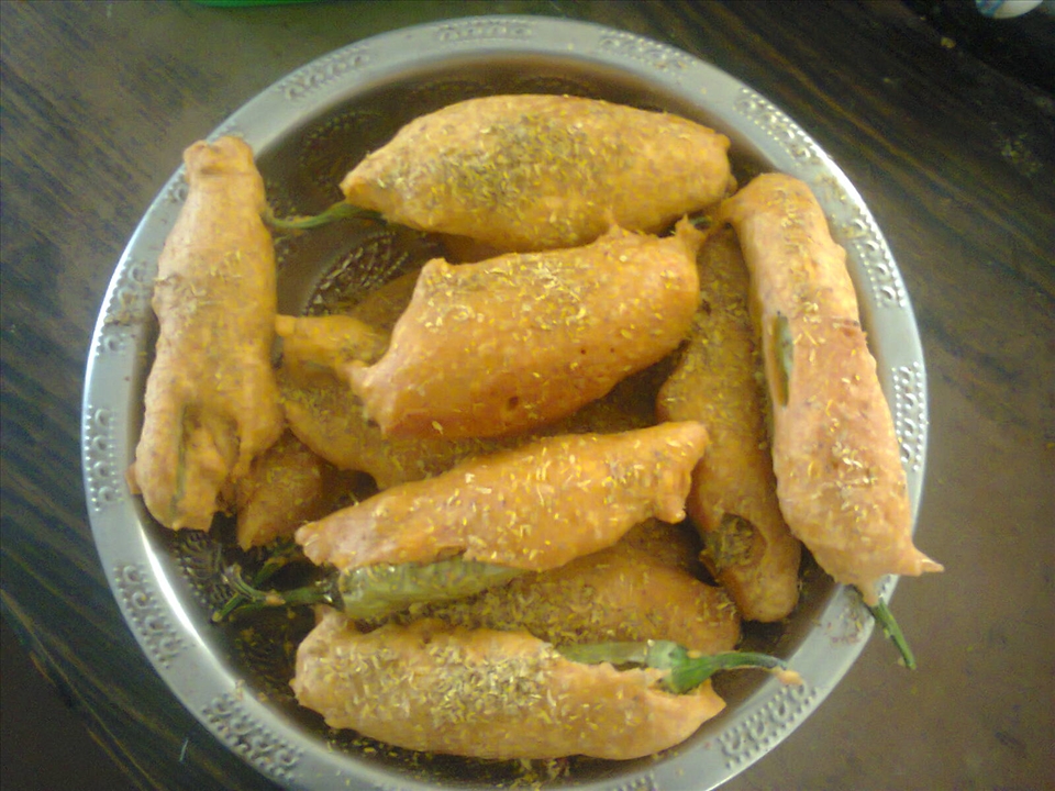 Mirchi bajji prepared