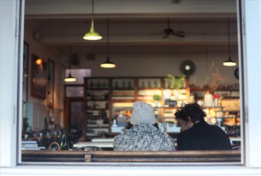 At day’s end – a cozy meal back in the city.