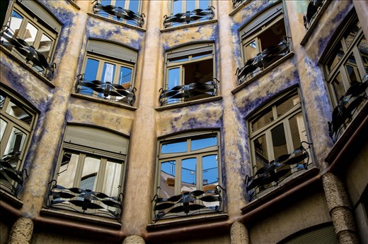 The glints of a blue sky.