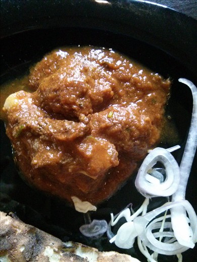 Basil Lamb Curry with bread