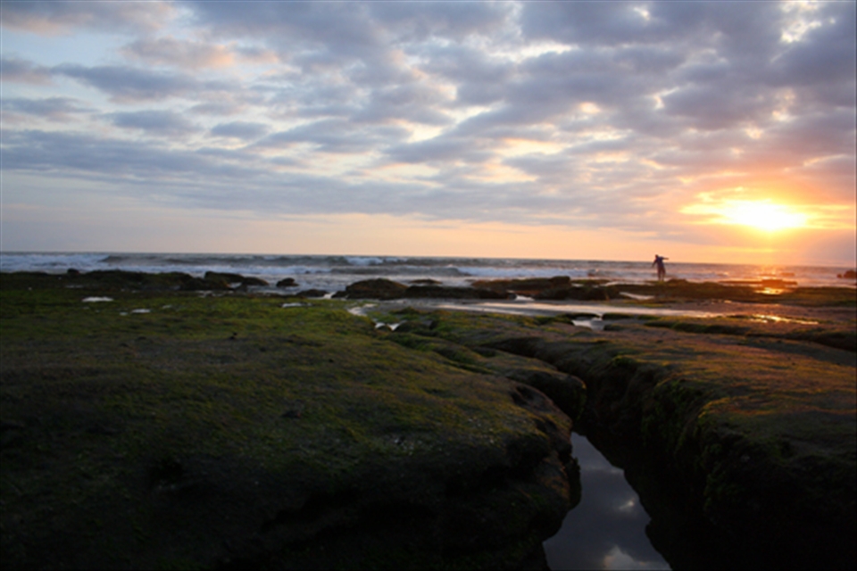 people, temples and nature: a very deep and fragile balance