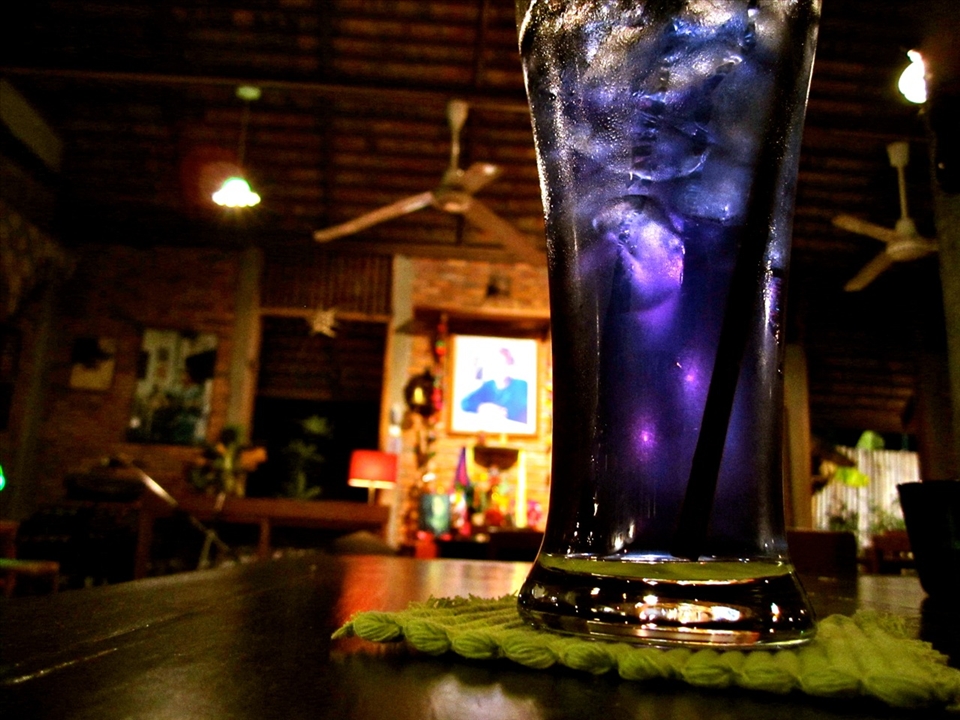 Wash it all down with a butterfly pea flower drink.