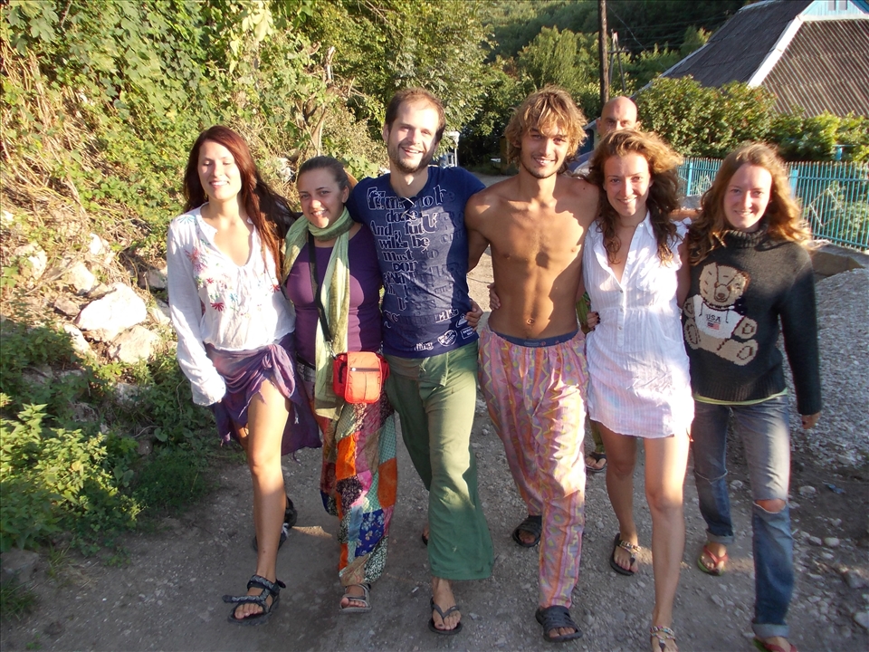 Young Russian and Ukrainian  participants of  the Crimean summer festival 2012 rejoice the opportunity to transcend the borders and misunderstandings between their countries leaders and spend a summertime as one family