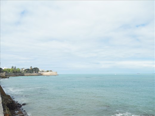 (Cádiz) View of Old Town Wall