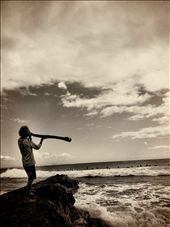 Didge to the waves. Local aboringal man summoned the waves for all the surfers: by asurfersdream, Views[817]