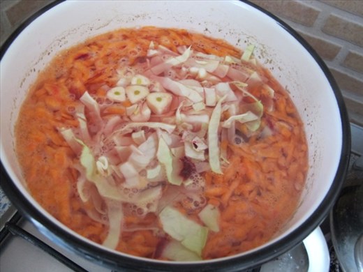 While  waiting, you have time to clean, wash up and chop some parsley