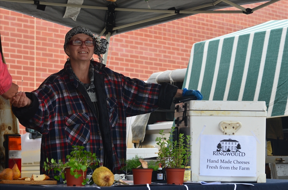 A very hard-working farmer's name is Toni.  The owner of a goat's dairy farm in Australia.  They make and sell goat's cheese for living.  In the farmer's market, she was selling cheese confidently.  And just like her confident smile, their cheese did won several awards was given annually by Royal Show which is the largest agriculture community event in WA. 
