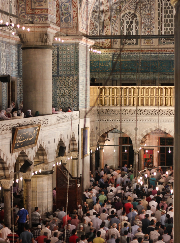 A sacred space is made of the people that nourish it through acts of spirituality. This picture was taken in the Blue Mosque on Lailat Ul’Qadar, a highly revered night for Muslims. On this night, there was a strong sense of harmony and community  that I have never experienced before.
